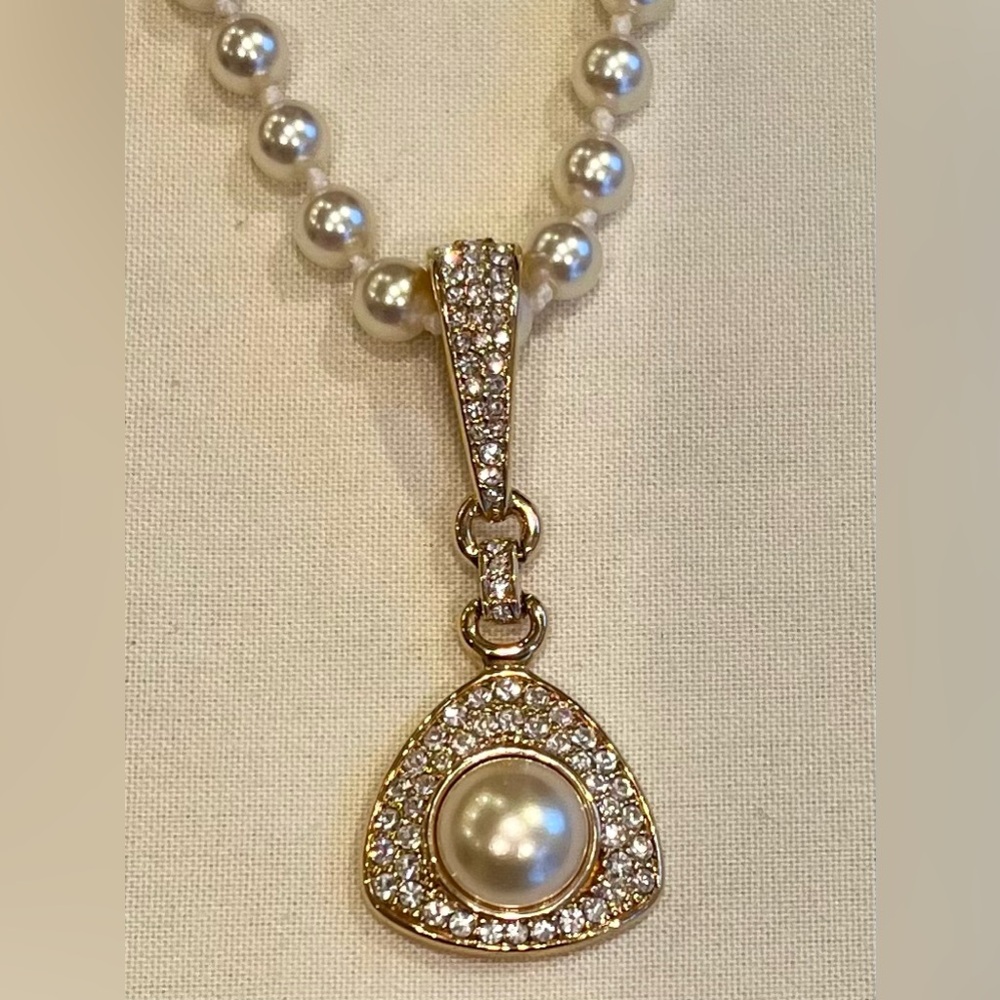 Vintage, Signed S.A.L. Swarovski Pearl & Crystal Pendant Necklace, NWT - Picture 9 of 16